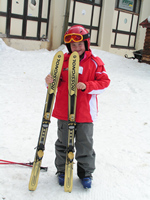 comme un champion, je montre la marque des skis