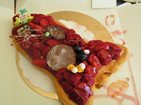 gateau en forme de cloche... non, c'est pas une fusée !