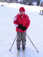 Anthony dans son nouvel équipement de skieur